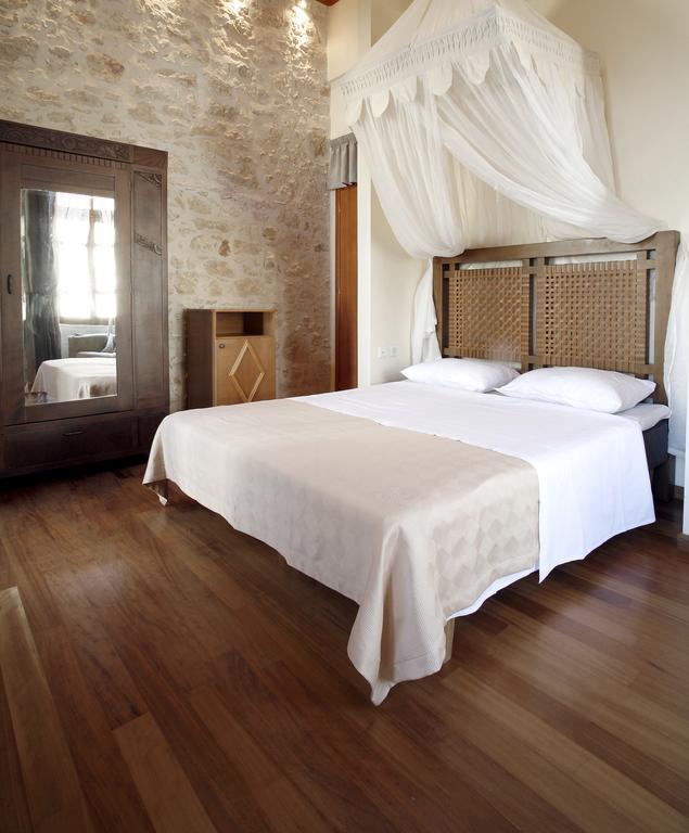 Leo Hotel Rethymno  Exterior photo