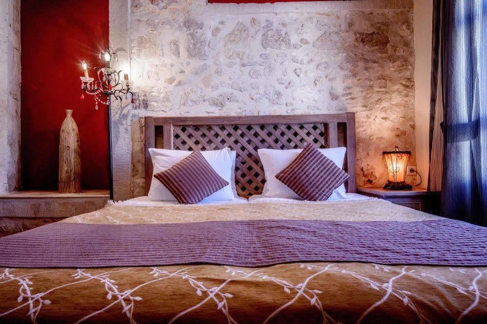 Leo Hotel Rethymno  Exterior photo