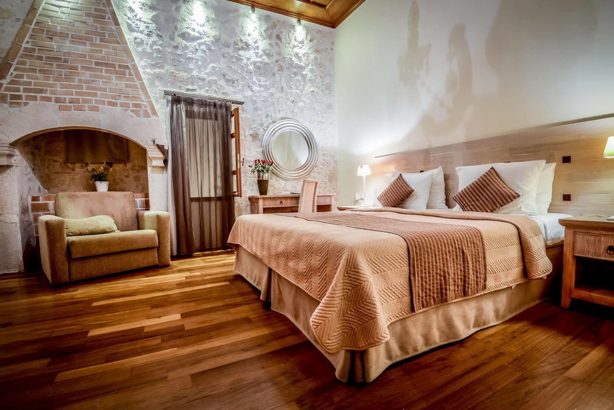 Leo Hotel Rethymno  Exterior photo